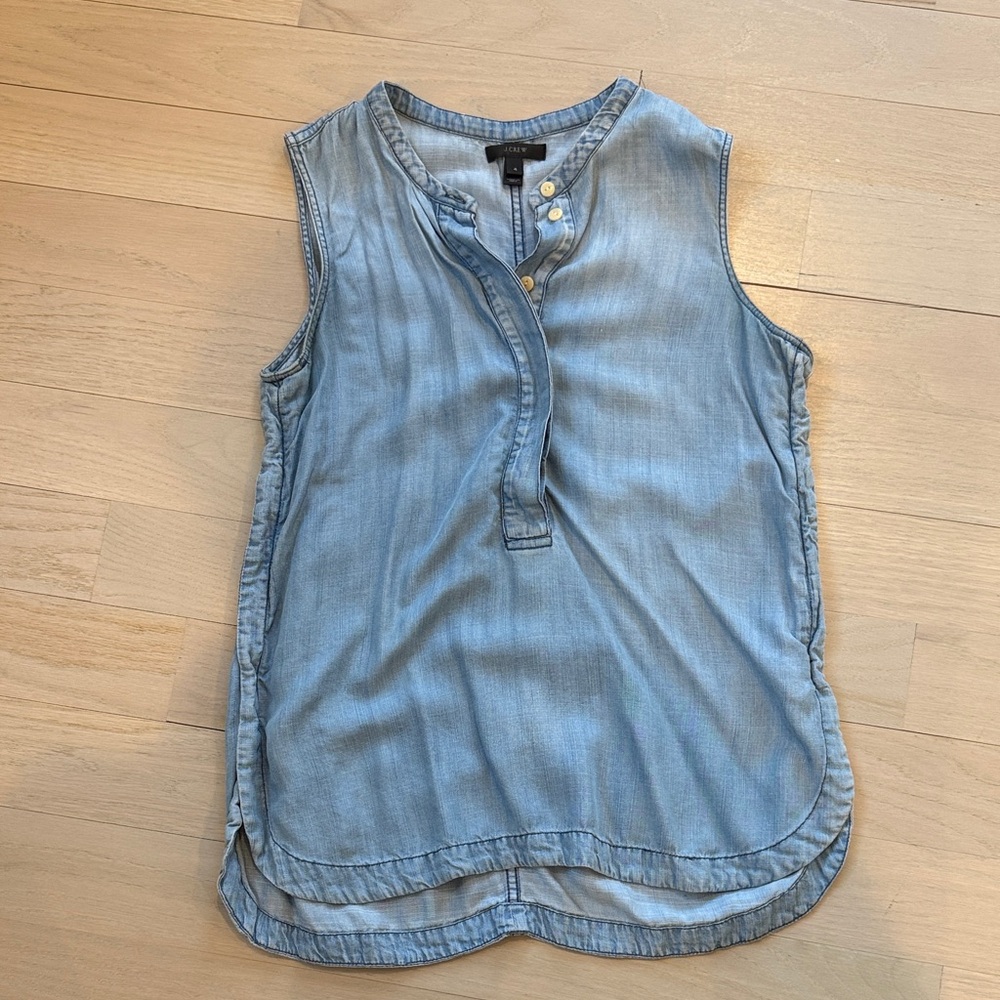 Sleeveless Chabray Top